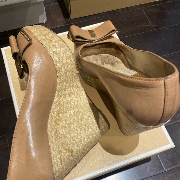 Michael Kors wedges - Picture 4 of 4